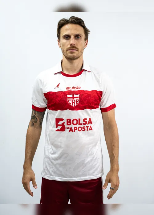 
				Bressan dá a volta por cima e vira peça-chave do CRB na Série B
			
			