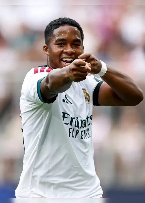
				Com Endrick de 9, Real Madrid divulga numeração do elenco para a nova temporada
			
			
