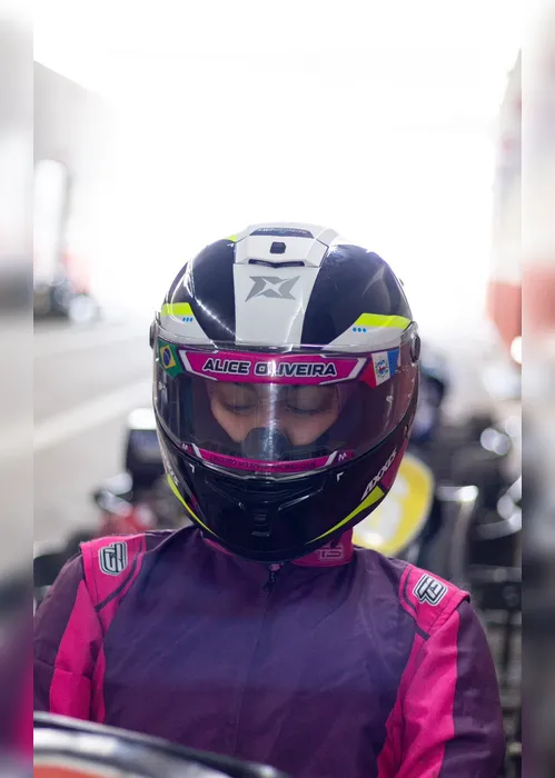 
				Conheça a alagoana de 21 anos que conquistou o título da Rookie no kart
			
			