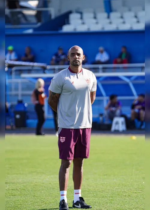 
				CRB anuncia saída do auxiliar técnico Felipe Lucena após cerca de um ano e meio no clube
			
			