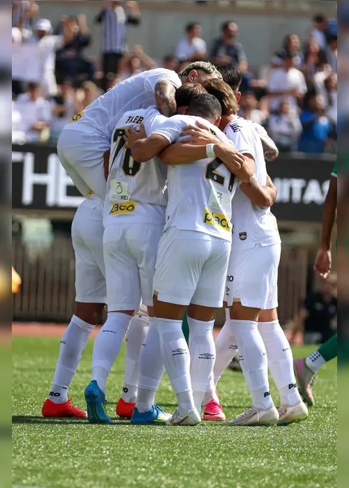 
				Cuca aprova atuação do Santos em amistoso e espera por Neymar após Copa do Mundo
			
			