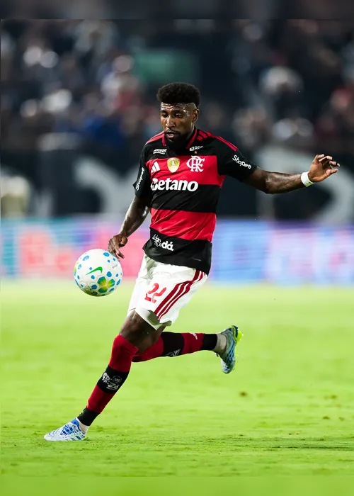 
				Emerson Royal responde às críticas da torcida após empate do Flamengo: 'Sei do meu valor'
			
			