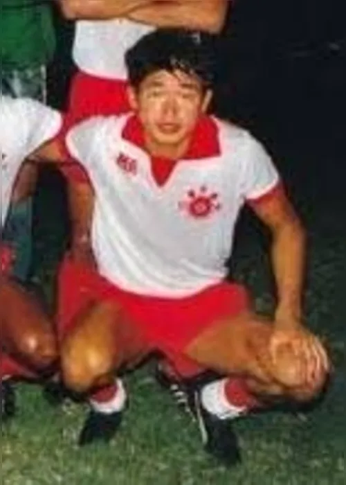 
				Ex-jogador do CRB: Kazu Miura marca gol no futebol japonês, aos 59 anos; veja
			
			