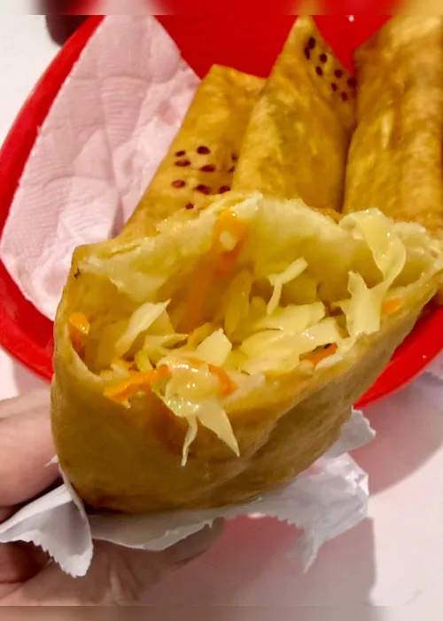 
				Pastel Chinês da Maria - Atravessando gerações
			
			
