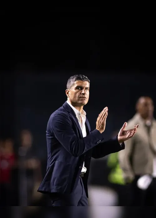 
				Pedro Emanuel analisa empate em casa com o Olimpia: 'Desiludidos'
			
			