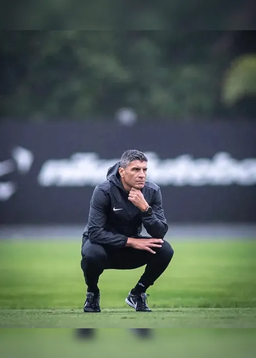 
				Vasco chama atenção pela evolução física após pausa para a Copa do Mundo
			
			