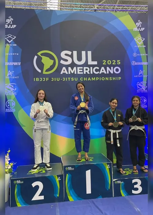 
				Yasmim Sanae conquista ouro na abertura do Circuito Alagoano e mira Sul-Americano: 'Resiliência'
			
			