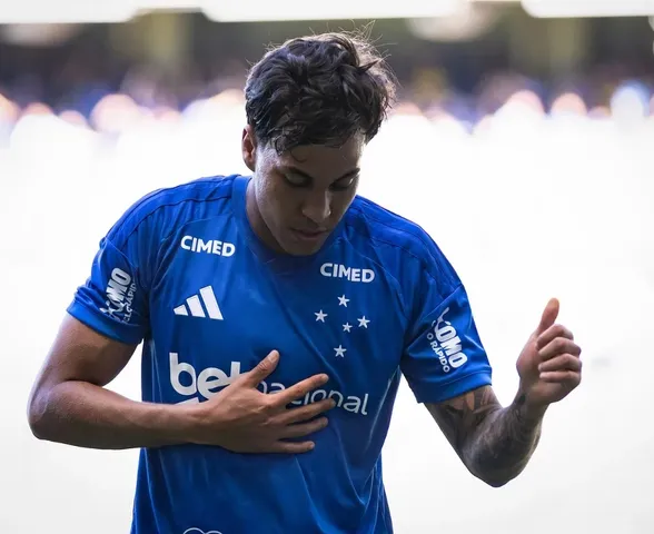 Cruzeiro vence o Defensor, do Uruguai, por 2 x 0 em amistoso
