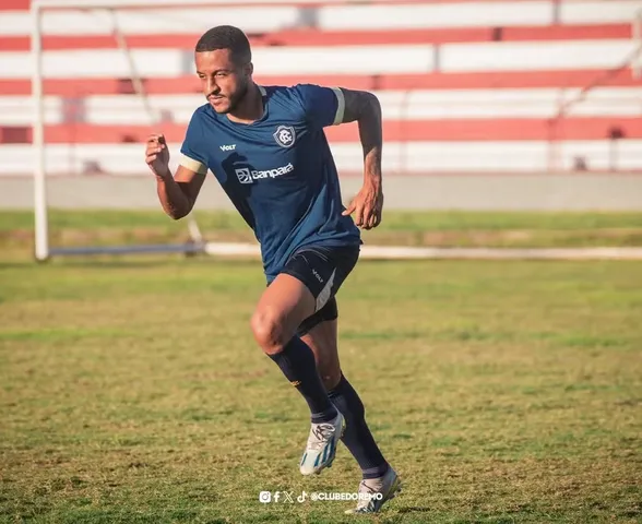 CSA acerta contratação do zagueiro Rafael Castro para reta final decisiva da Série D