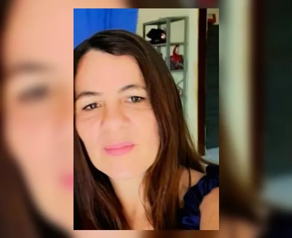 Feminicídio em Delmiro Gouveia: mulher é morta a facadas dentro de casa e companheiro é suspeito