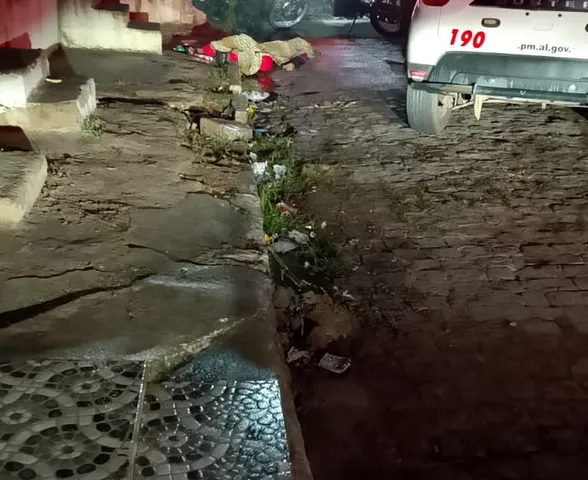 Homem é assassinado a tiros em via pública de Arapiraca