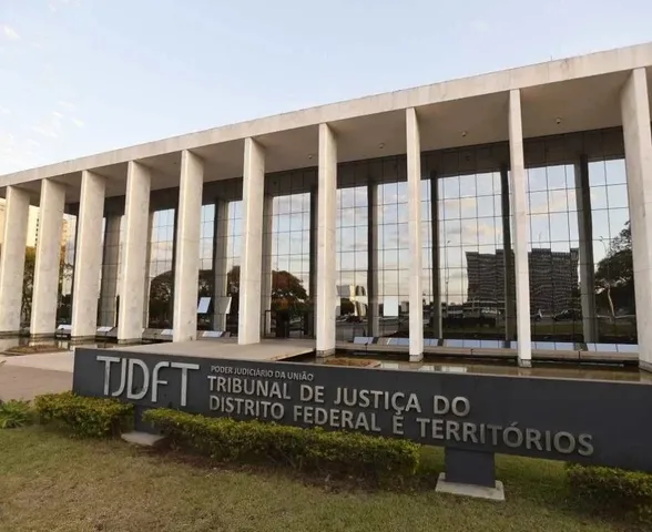 Homem que atropelou pedestre em perseguição após acidente é condenado
