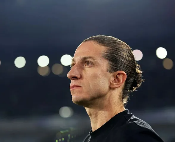 Monaco anuncia Filipe Luís como novo treinador