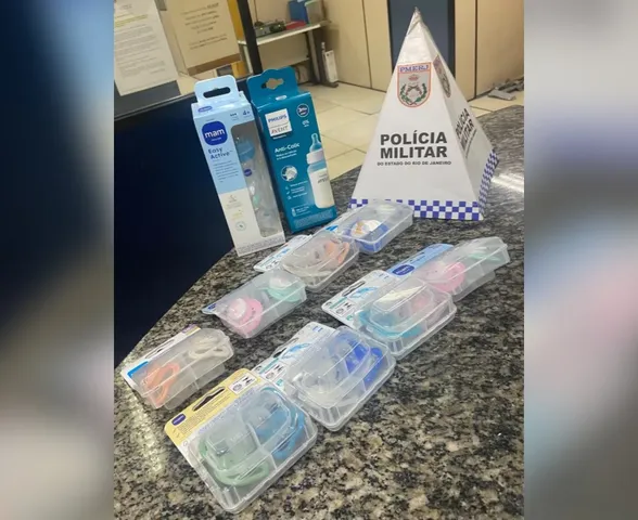 Mulher furta 16 chupetas e duas mamadeiras em shopping; saiba em qual