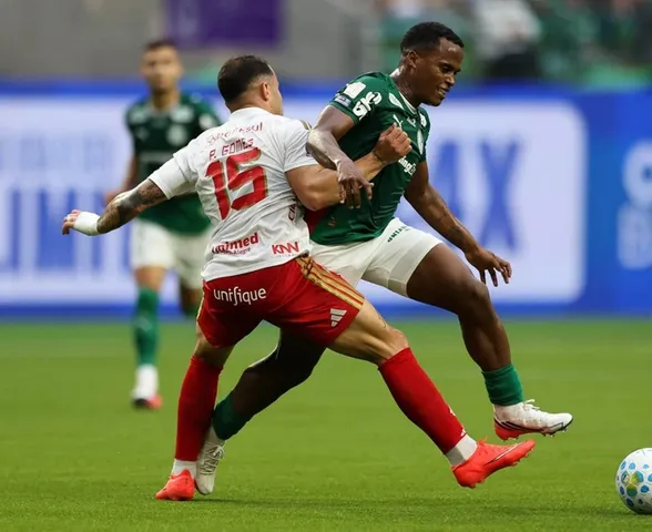 Palmeiras empata com Internacional e pode ver distância para o Flamengo cair no BR