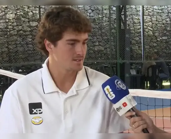Sem Carlos Alcaraz, João Fonseca surpreende ao eleger top 3 melhores jogos da carreira
