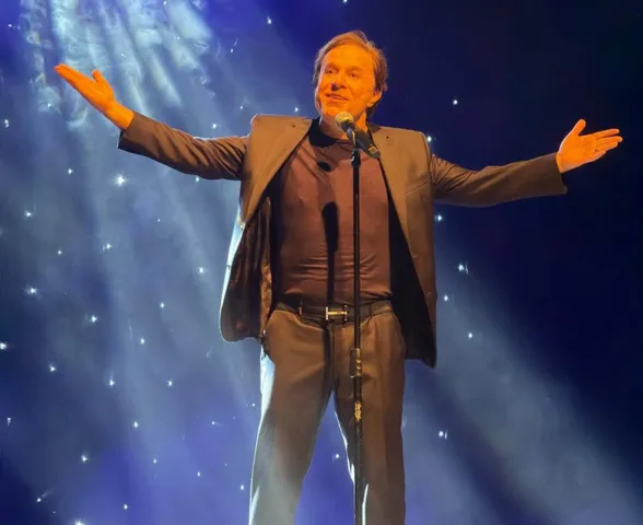 Tom Cavalcante chega a Maceió em agosto com “Tom ta on”