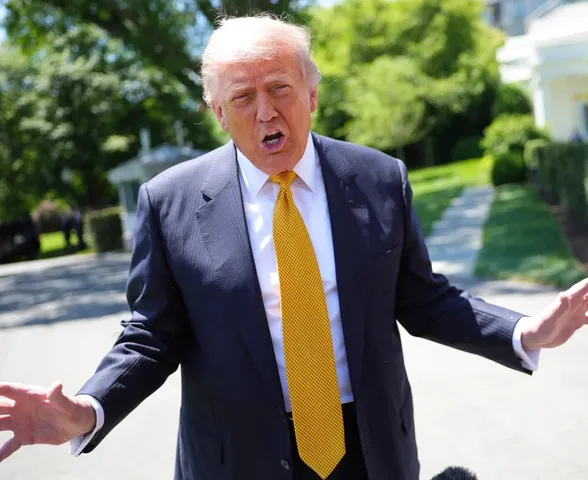 Trump critica soltura de suspeitos de planejar atentado contra base dos EUA