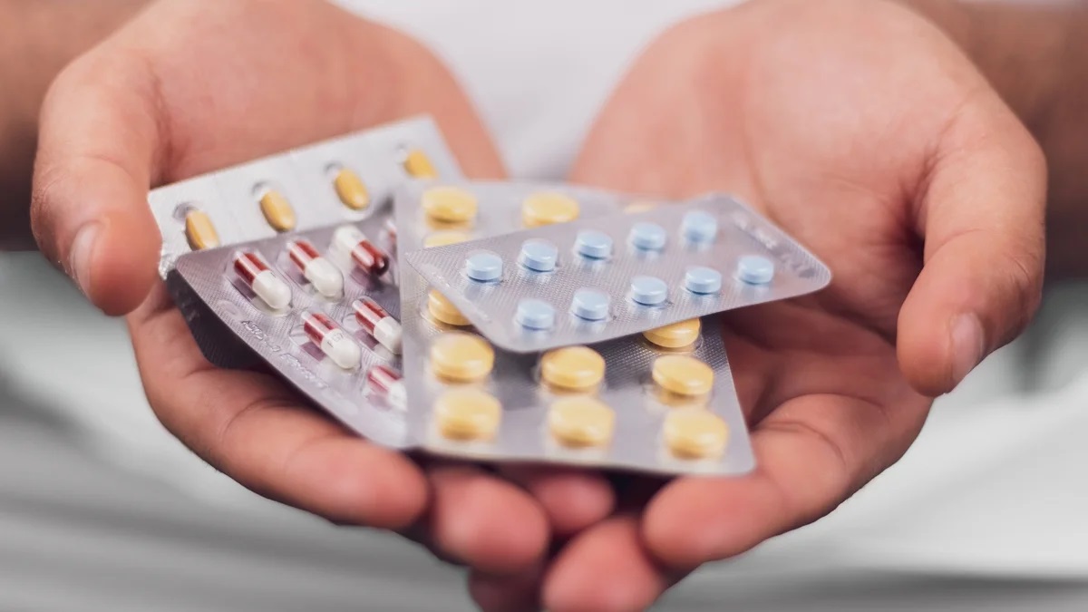 Anvisa libera entrega de medicamentos por apps
