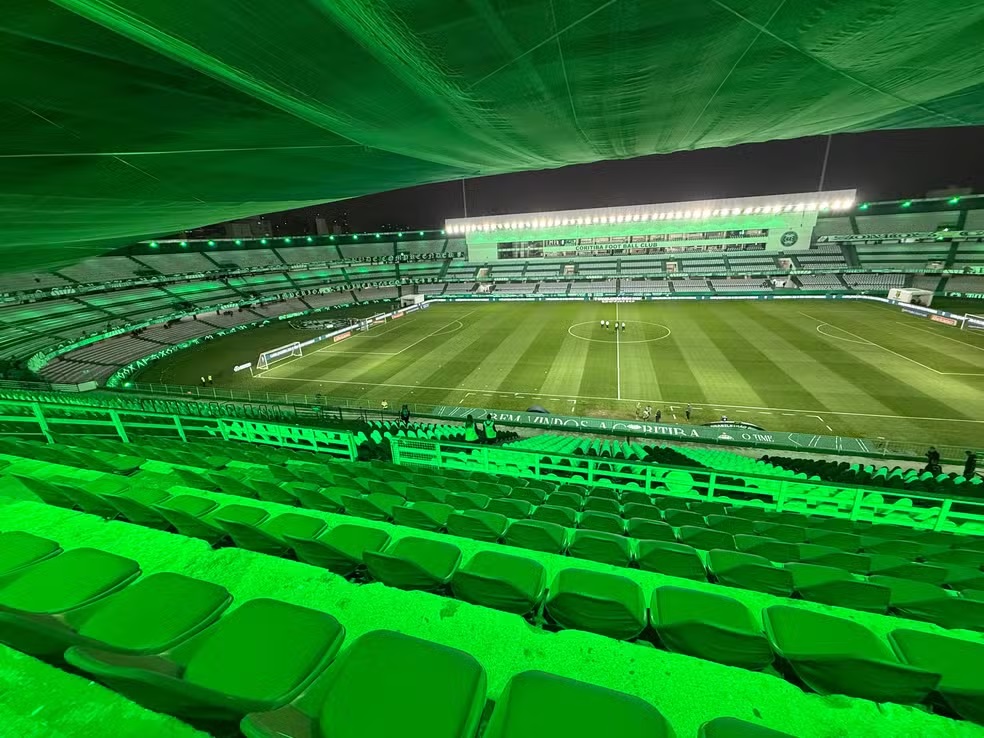 Coritiba x Chapecoense: Onde assistir ao jogo da 22ª rodada do Brasileirão