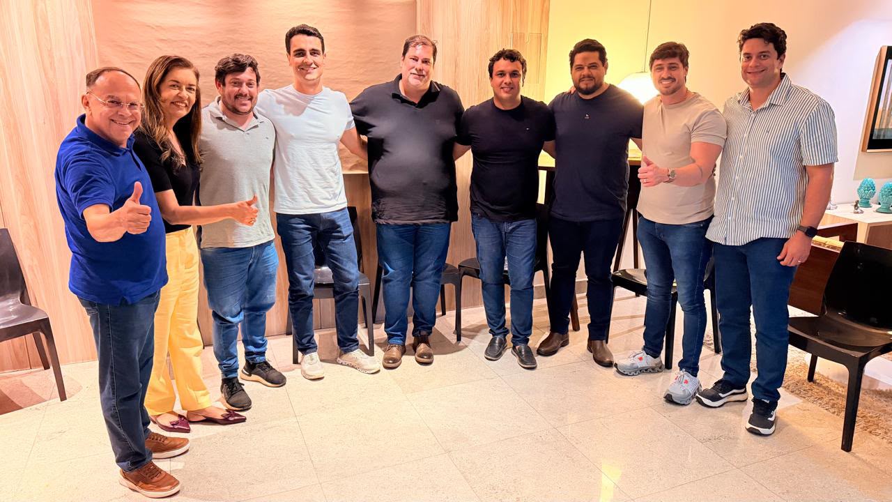 JHC confirma candidatura, sinaliza apoio a Lira e avalia Marina ou Eudócia para o Senado