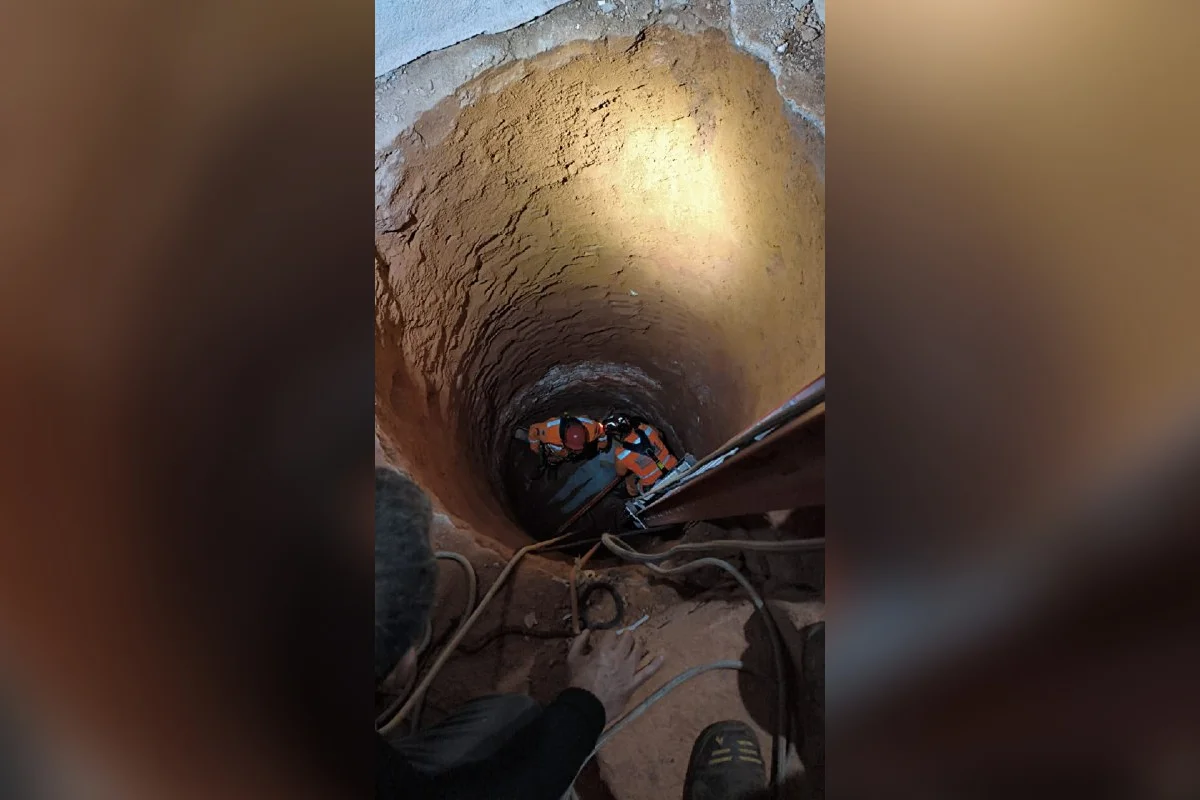 Mulher vai ao banheiro de madrugada e cai em buraco de 8 metros