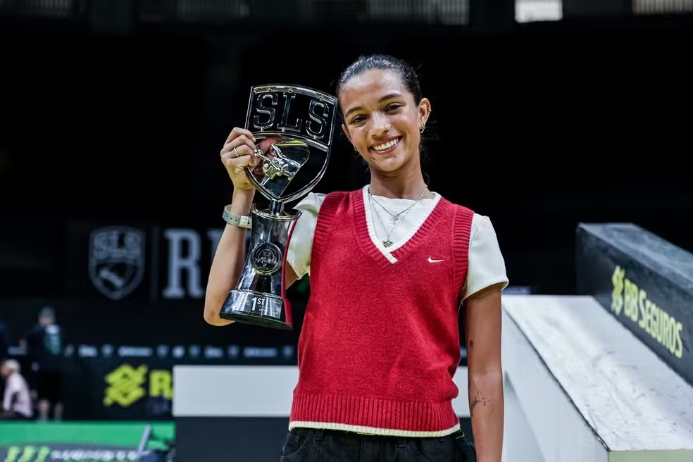 Rayssa Leal bate campeã olímpica e conquista SLS Rio Takeover