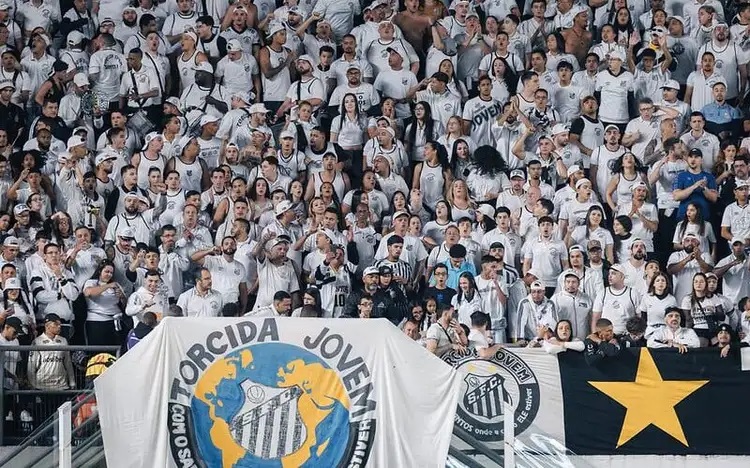 Santos x Athletico-PR: Onde assistir ao jogo da 22ª rodada do Brasileirão