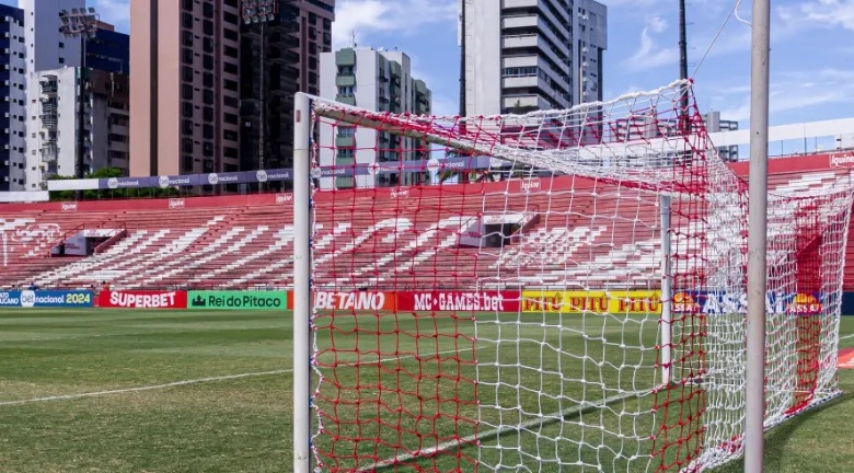 Transmissão ao vivo de Náutico x Atlético-GO hoje: veja onde assistir