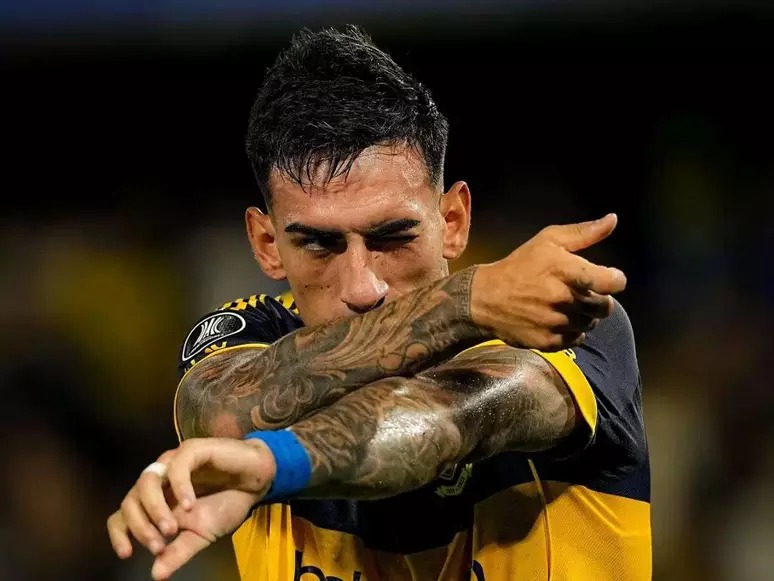 Vasco mira zagueiro do Boca Juniors antes de liberar Alan Saldívia