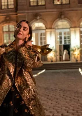 Emily em Paris ganha data para última temporada e novas locações