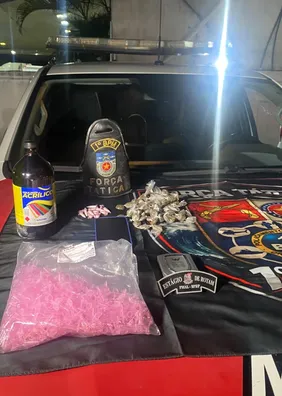 Vídeo: homem é preso com maconha e 'loló' no Pontal da Barra