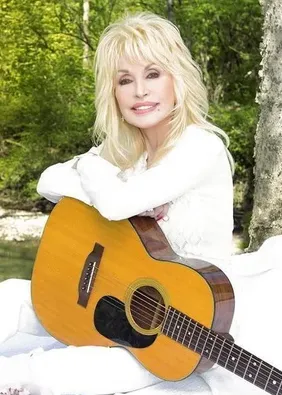Morre cantora Dolly Parton aos 80 anos