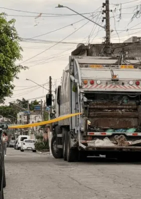 Bebê é encontrado morto dentro de saco plástico em caminhão de lixo