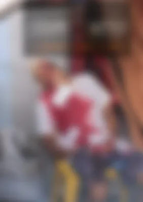 Homem é esfaqueado, tenta fugir, mas morre sentado em cadeira em Delmiro Gouveia