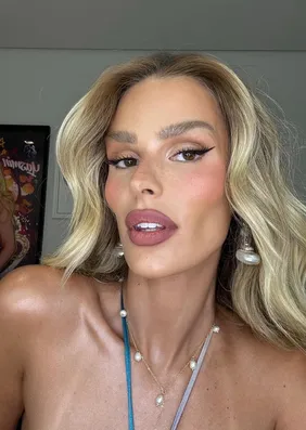 Yasmin Brunet teve encontro privado com Vorcaro após festa 'bizarra' bancada por ele