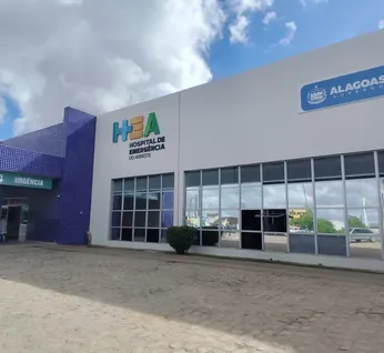 Ex pula muro de casa e ataca atual companheiro da mulher com tesoura em Palmeira