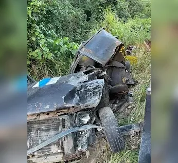 Identificados pai e filho mortos em colisão com caminhão em Rio Largo
