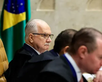 AGU diz que Fachin restaura ordem ao suspender decisões de Mendonça e Dino