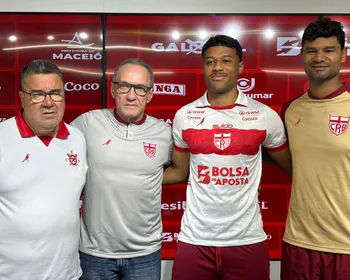 Anderson Dias chega ao CRB com promessa de raça: “Represento a torcida em campo”
