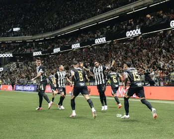 Atlético-MG busca reação, vence Santos nos pênaltis e se classifica na Sul-Americana