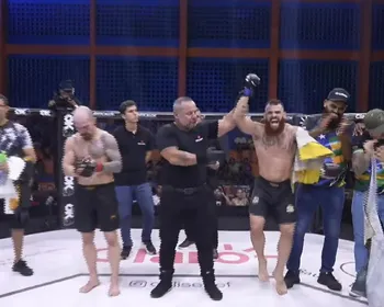 Caio Garcia finaliza combate no primeiro round e supera André Bagé no Coliseu