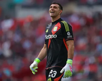 Chelsea chega a acordo por Dibu Martínez, goleiro da Argentina