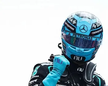 Com batida de Antonelli, Russell conquista pole do GP do Azerbaijão