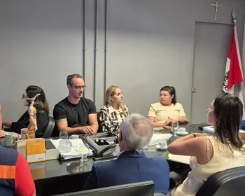 Conjunto residencial pode ser interditado por risco de acidentes elétricos