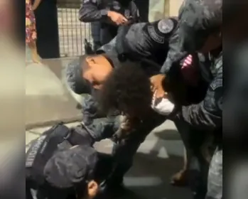 Criança de 2 anos passa mal em carro e é socorrida por policiais na Santa Lúcia