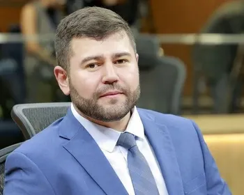 Deputado estadual de Goiás morre em acidente de carro em meio à campanha