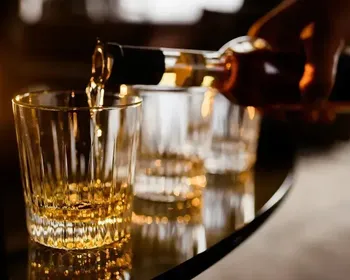 Dia Nacional da Cachaça: conheça dez versões da bebida que harmonizam com diferentes alimentos e pratos