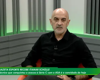 Elenco fortalecido e confiança em alta: Itamar Schülle avalia trabalho à frente do ASA