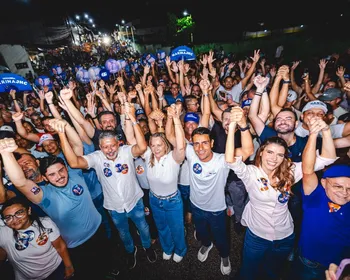 Em Flexeiras, JHC recebe apoio de Silvana e faz caminhada com Lira e Marina